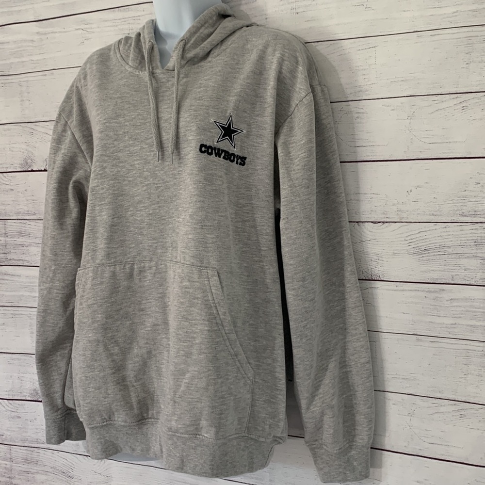 EUC Dallas Cowboys Fleece-Lined Hoodie Sweatshirt With Kangaroo Pockets in Front